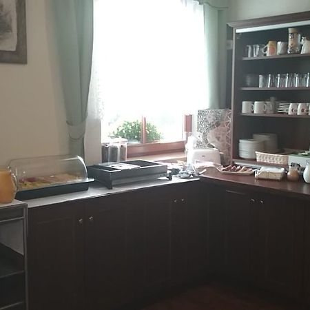 Hotel Le Café Pohořelice Esterno foto