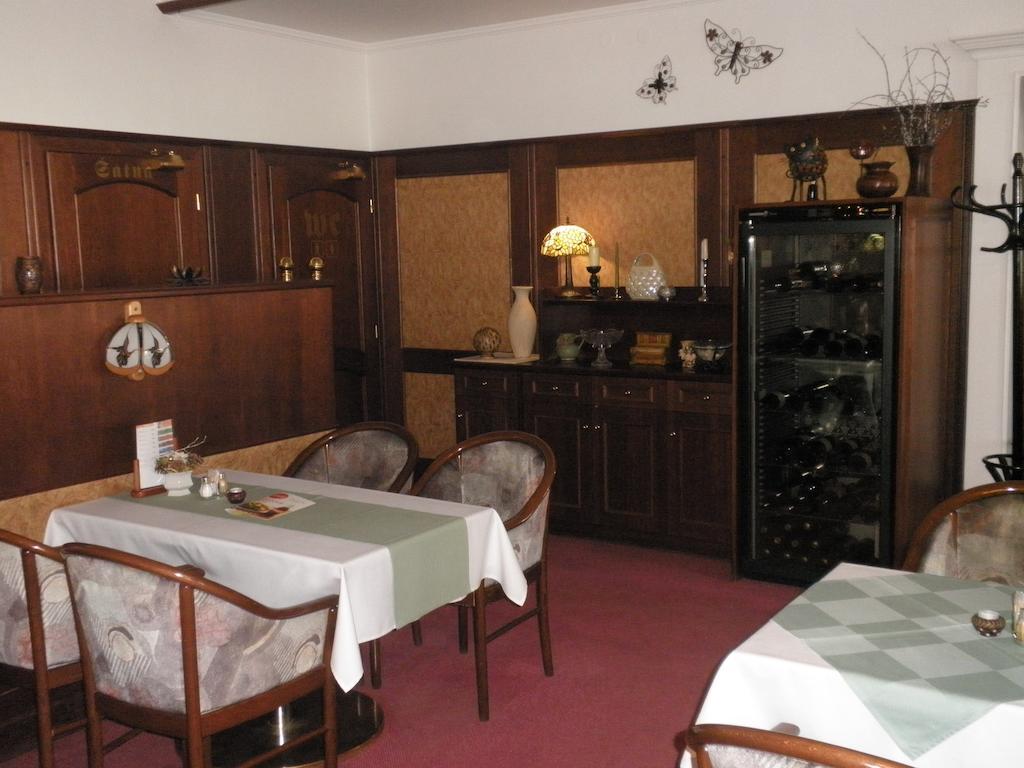 Hotel Le Café Pohořelice Esterno foto