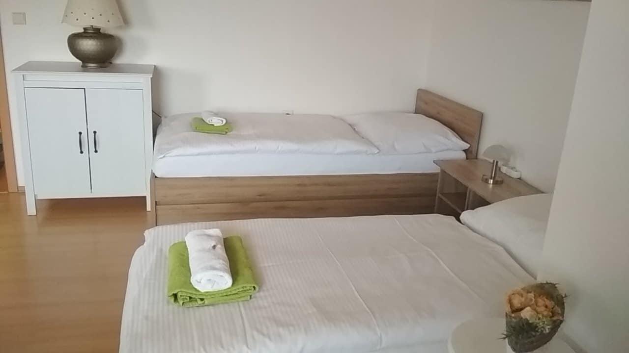 Hotel Le Café Pohořelice Esterno foto